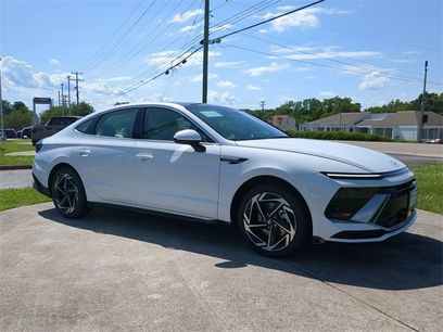 Used 2024 Hyundai Sonata SEL w/ Convenience Package