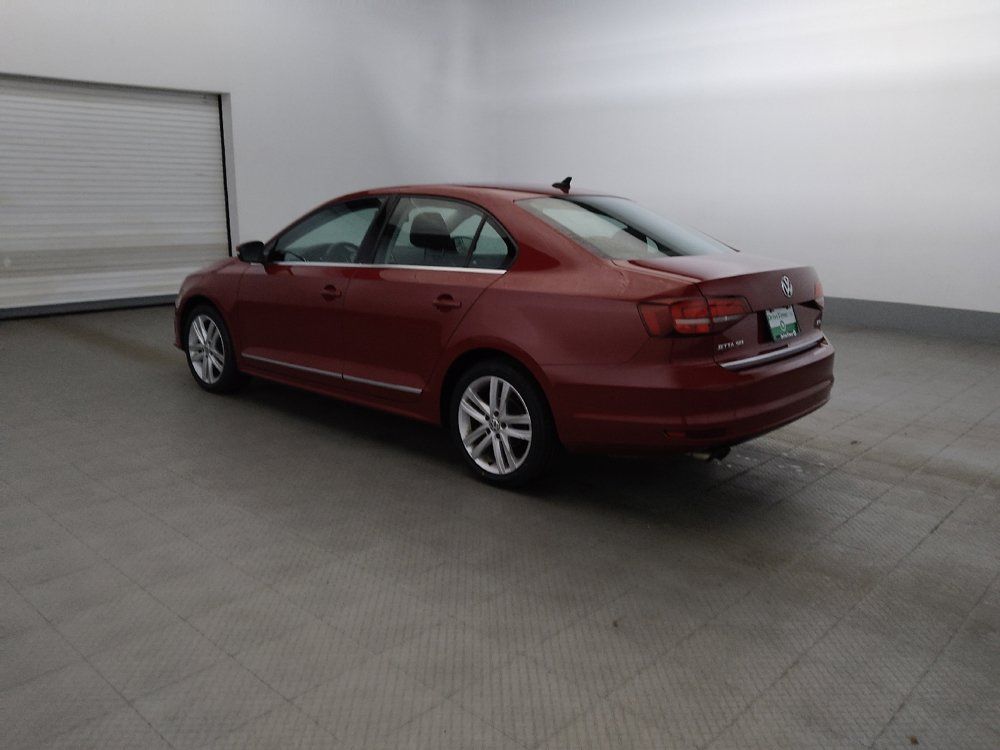 Used 2017 Volkswagen Jetta SEL FWD image 3