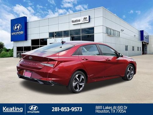 Certified 2023 Hyundai Elantra Limited w/ Cargo Package FWD image 5
