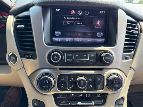 Used 2015 GMC Yukon Denali w/ Premium Package AWD/4WD image 11