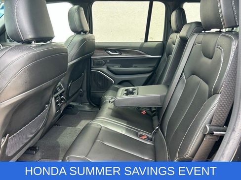 Used 2026 Jeep Grand Cherokee Limited w/ Limited Altitude Package RWD image 14