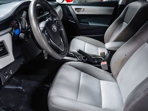 Used 2016 Toyota Corolla LE w/ Body Protection Package #1 FWD image 19
