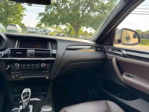 Used 2018 BMW X4 xDrive28i AWD/4WD image 17