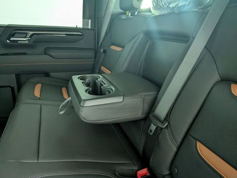 New 2026 GMC Sierra 3500 AT4 w/ AT4 Premium Plus Package image 32