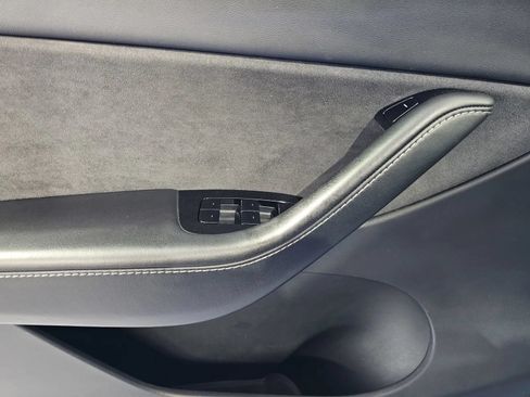 Used 2020 Tesla Model Y Performance AWD/4WD image 13