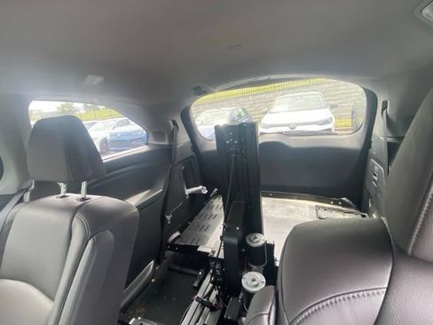Used 2019 Honda Odyssey Elite image 8