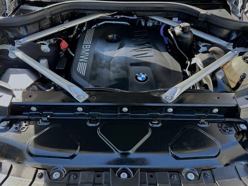 Certified 2023 BMW X7 xDrive40i w/ M Sport Package image 35