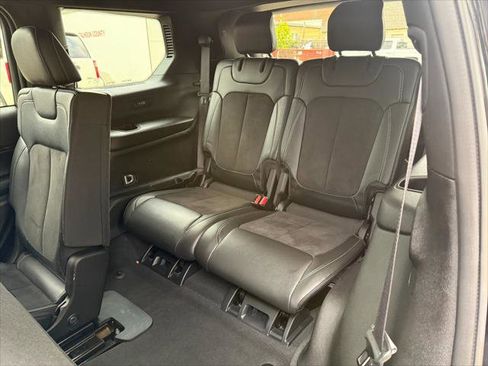 Certified 2024 Jeep Grand Cherokee L Laredo image 11