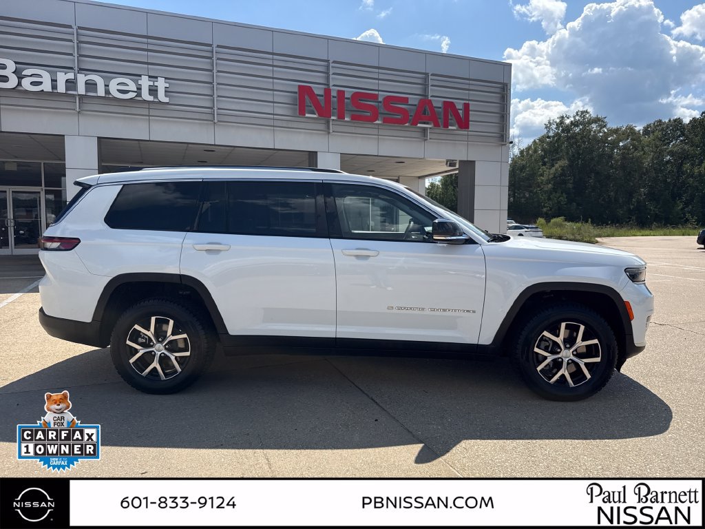 Used 2023 Jeep Grand Cherokee L Limited AWD/4WD image 7