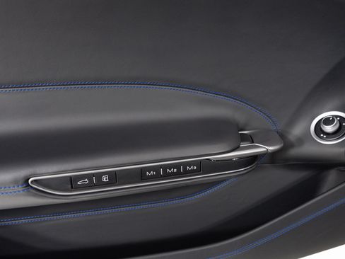 Used 2019 Ferrari GTC4Lusso T RWD image 37