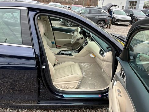 New 2026 Genesis G70 2.5T Prestige image 17