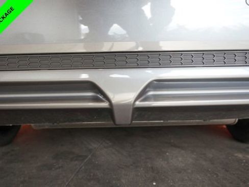 Certified 2023 Nissan Sentra SR w/ SR Premium Package image 82