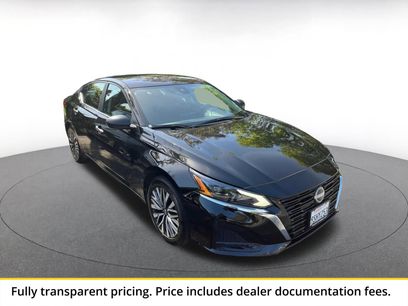 Used 2025 Nissan Altima 2.5 SV