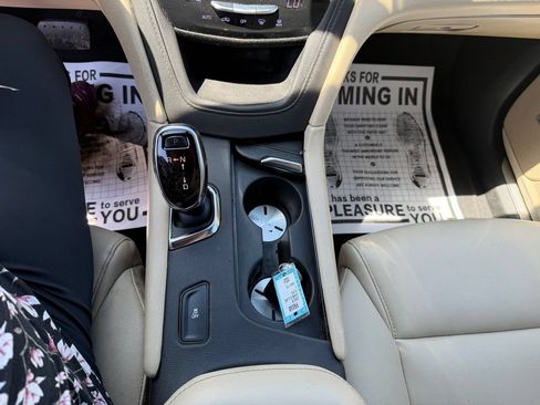 Used 2019 Cadillac XT5 FWD image 19