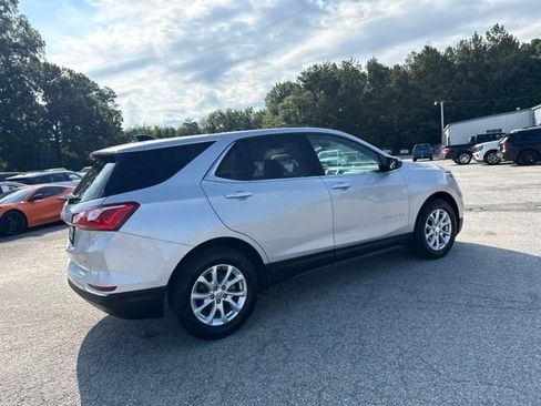 Used 2019 Chevrolet Equinox LT FWD image 18