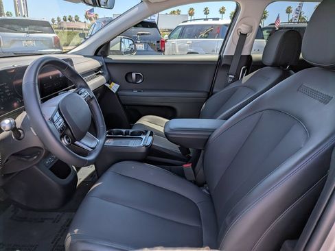 Certified 2025 Hyundai Ioniq 5 SEL RWD image 15