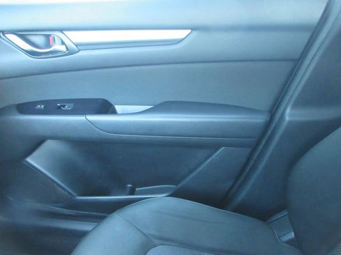 Used 2020 MAZDA CX-5 Sport image 32