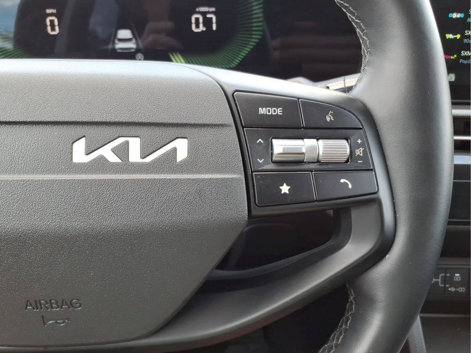 Used 2026 Kia Sportage LX FWD image 22