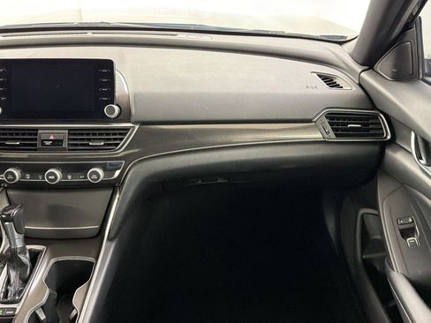 Used 2018 Honda Accord Sport image 26