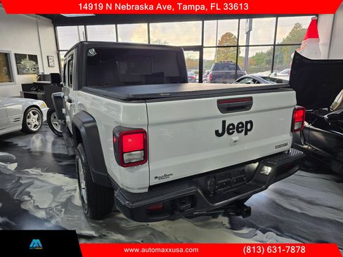 Used 2020 Jeep Gladiator Sport w/ Quick Order Package 24S image 5