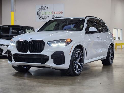 Used 2023 BMW X5 sDrive40i w/ M Sport Package image 4