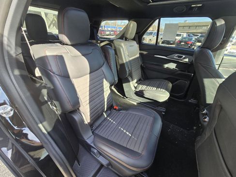 New 2026 Ford Explorer ST-Line w/ ST-Line Street Pack AWD/4WD image 19