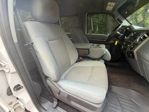 Used 2014 Ford F250 XLT AWD/4WD image 28