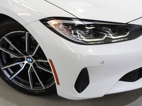 Used 2023 BMW 430i Convertible w/ Premium Package RWD image 29