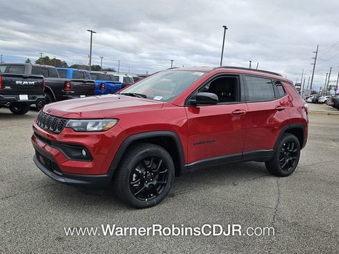 New 2026 Jeep Compass Latitude image 3