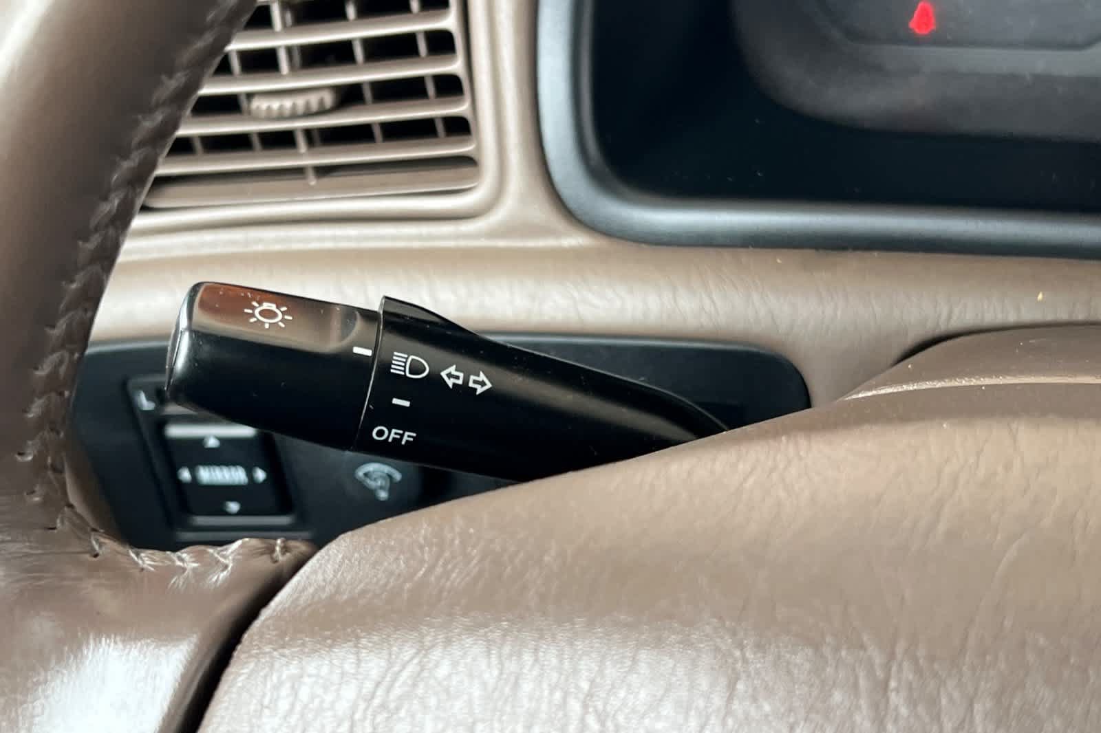Used 1997 Toyota Camry LE w/ Leather Trim Pkg FWD image 23