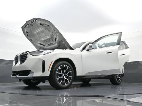 New 2026 BMW X3 xDrive30 w/ Convenience Package AWD/4WD image 39