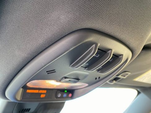 Used 2024 Chevrolet Trax RS w/ Sunroof Package image 25