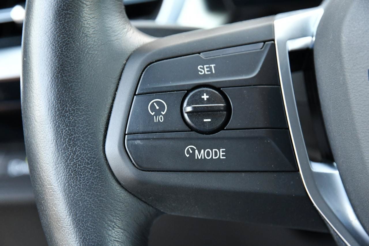 Used 2026 BMW X2 xDrive28i AWD/4WD image 9