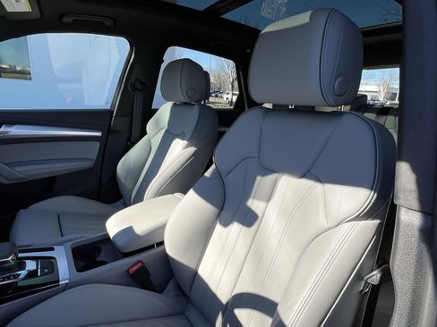 Used 2024 Audi Q5 2.0T Premium Plus image 16