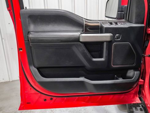 Used 2019 Ford F150 Raptor w/ Equipment Group 802A Luxury image 44