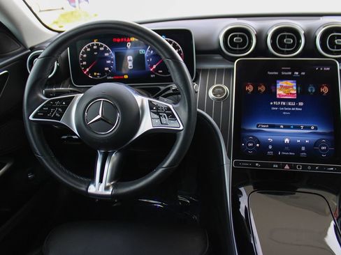 Used 2023 Mercedes-Benz C 300 Sedan image 9
