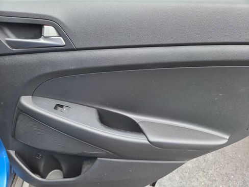 Used 2018 Hyundai Tucson SEL image 11