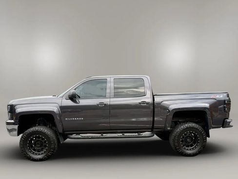 Used 2015 Chevrolet Silverado 1500 LTZ Z71 w/ LTZ Plus Package AWD/4WD image 2