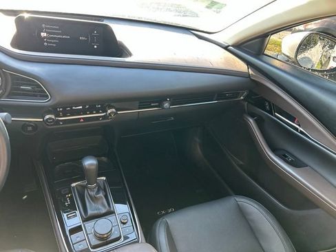Used 2024 MAZDA CX-30 AWD 2.5 S w/ Premium Package image 11