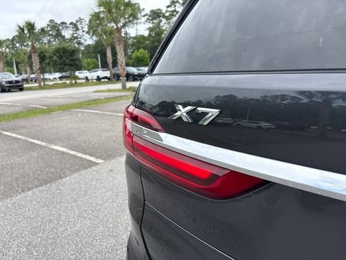 Used 2020 BMW X7 xDrive40i w/ Premium Package AWD/4WD image 35