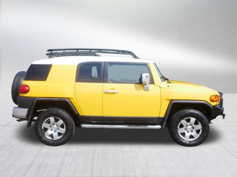 Used 2007 Toyota FJ Cruiser 4WD image 8