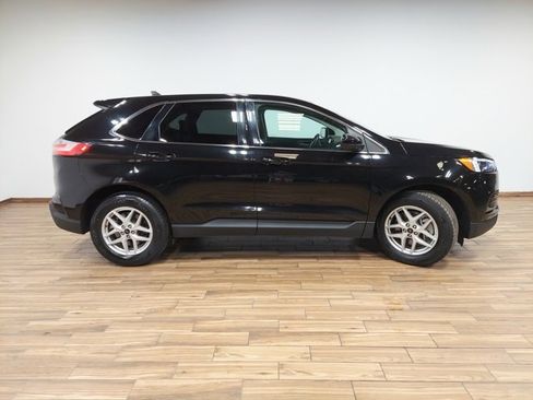 Used 2023 Ford Edge SEL image 15