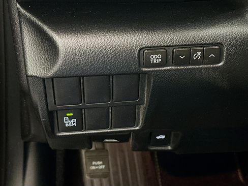 Used 2015 Lexus RC 350 AWD w/ Premium Package image 17