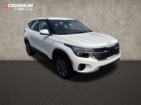 Used 2024 Kia Seltos LX AWD/4WD image 8