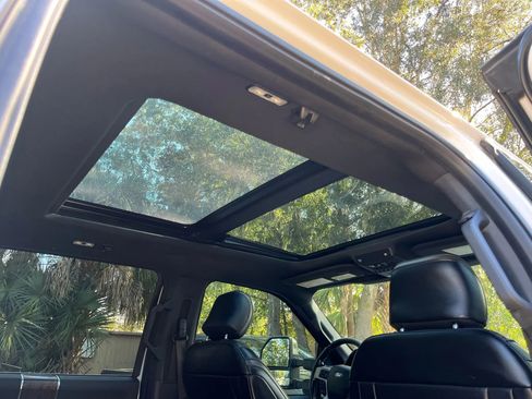 Used 2017 Ford F350 Platinum w/ Platinum Ultimate Package image 26