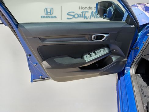 Certified 2024 Honda Civic Sport image 19