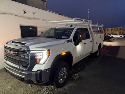 New 2026 GMC Sierra 2500 Pro w/ Convenience Package