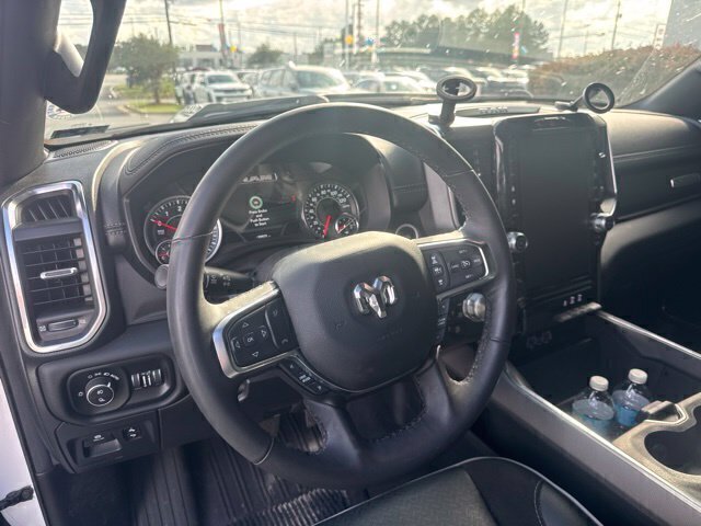 Used 2025 RAM 1500 Laramie w/ Sport Appearance Package AWD/4WD image 14