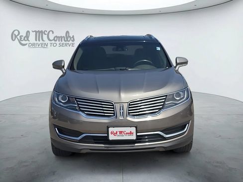 Used 2017 Lincoln MKX Reserve w/ Lincoln MKX Climate Package FWD image 8