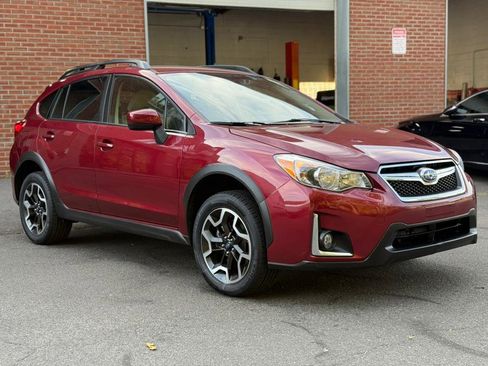Used 2016 Subaru Crosstrek 2.0i Premium image 6